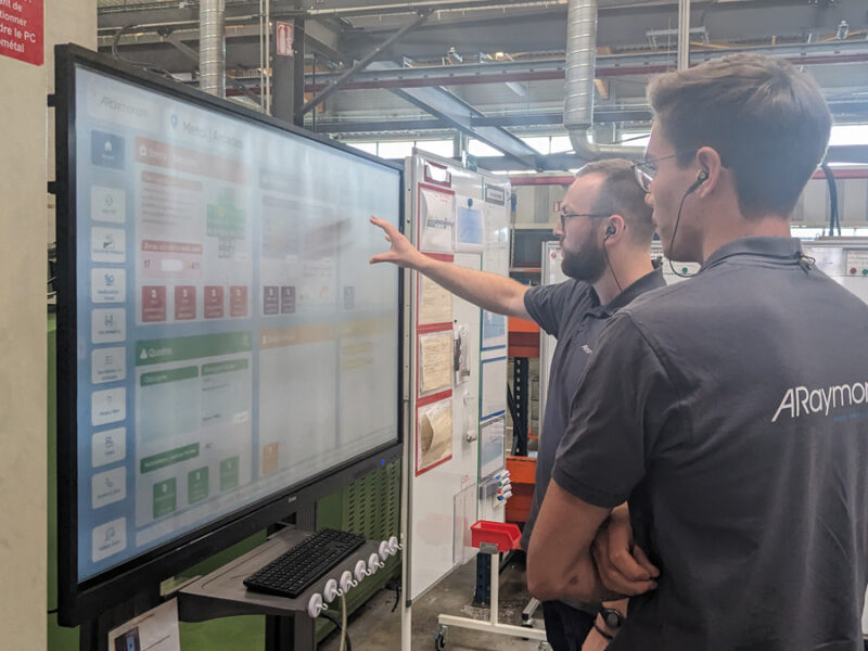 Comment ARaymond déploie le management visuel digital à grande échelle dans ses usines 7 AIC chez ARaymond